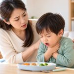 Xử trí khi trẻ bị hóc thức ăn: hướng dẫn sơ cứu